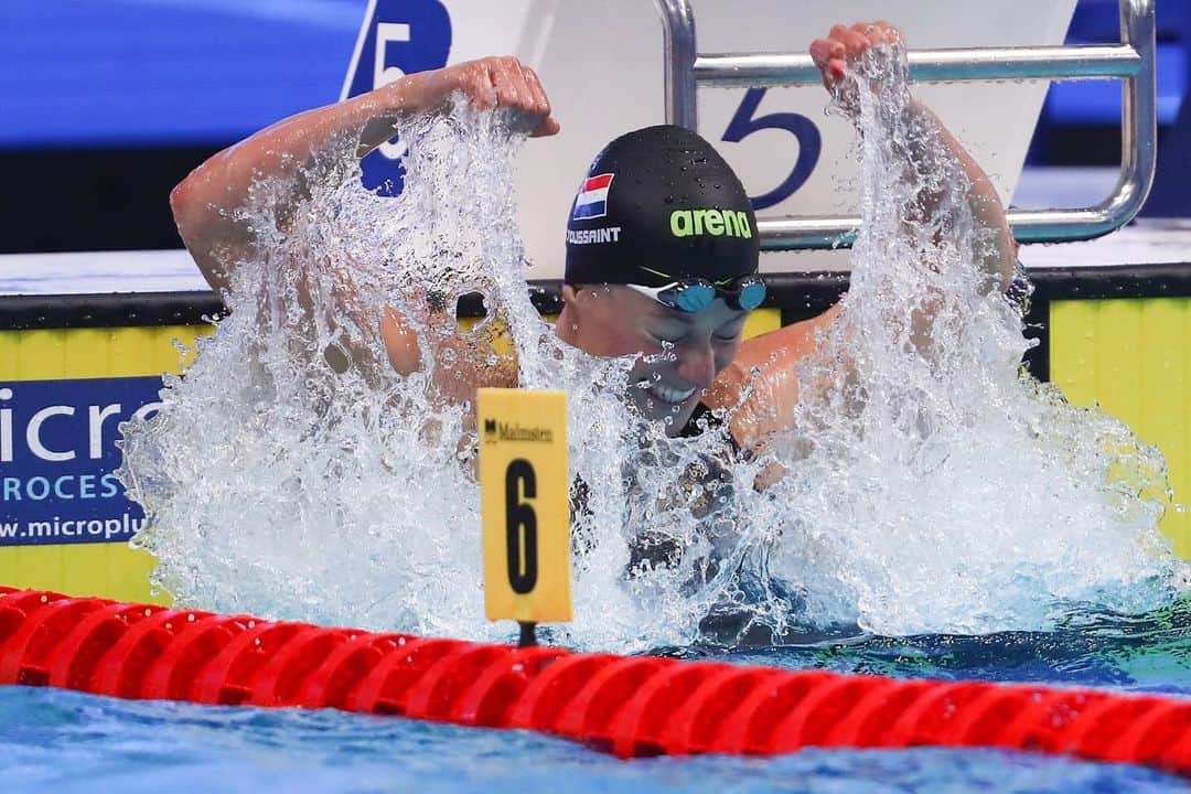 キーラ・トゥサントさんのインスタグラム写真 - (キーラ・トゥサントInstagram)「About last night 🥇💪🏼 #EuropeanChampion  Getting ready for the 100 back semi final (18:12) and 4x100 mixed medley relay (19:22) #teamNL #letsrace #elkedagbeter 📷: @derencsenyiistvan」5月20日 22時19分 - kiratoussaint