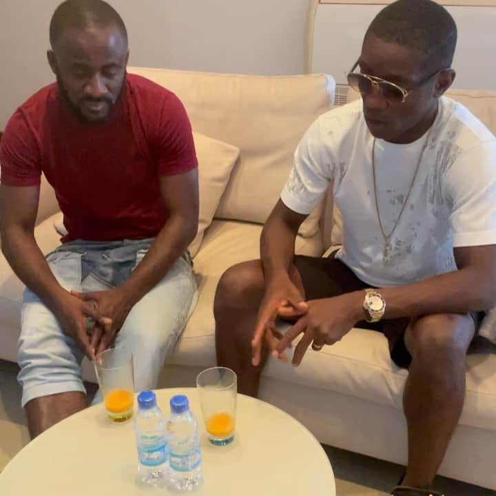 マックス・グラデルのインスタグラム：「En viste che mon frère @doumbia.seydou Abidjan city🇨🇮🇨🇮🇨🇮🙏🏾🙏🏾🙏🏾❤️」