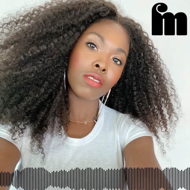Lacy Redwayのインスタグラム：「What y'all had for dinner?  While you digest and unwind, head to the link in my bio or wherever you stream podcast to hear the rest of my interview with @jenn_edit and @jessicamatlin on their beauty podcast @fatmascara.   P.s. No shade to anyone with a @youtube channel...listen to the interview to understand the question.   Thank you for sharing your platform with me, ladies 🙏🏾 , and I promise it won’t take another five years to come back and chat it up. 💐🙏🏾🙏🏾  LINKS UP ☝️🏾」