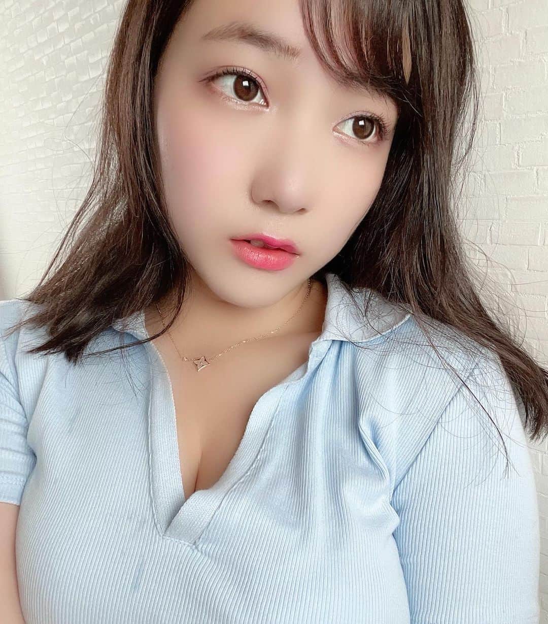 ロリ　胸 