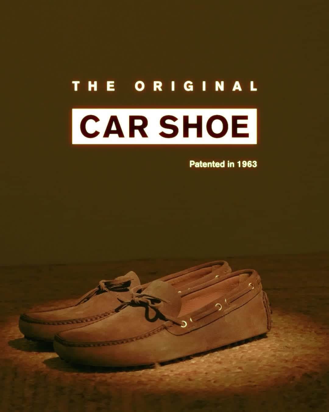 カーシューのインスタグラム：「Classic browns and neutral shades. Discover the timeless #DrivingShoes model, a part of the @carshoe new #SS21 collection. Stay tuned to discover the whole collection on carshoe.com and brand's social accounts.」
