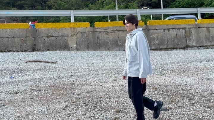 ジェヒのインスタグラム：「눈누 난나~ . . . #촬영중 #서해안 #🎥」