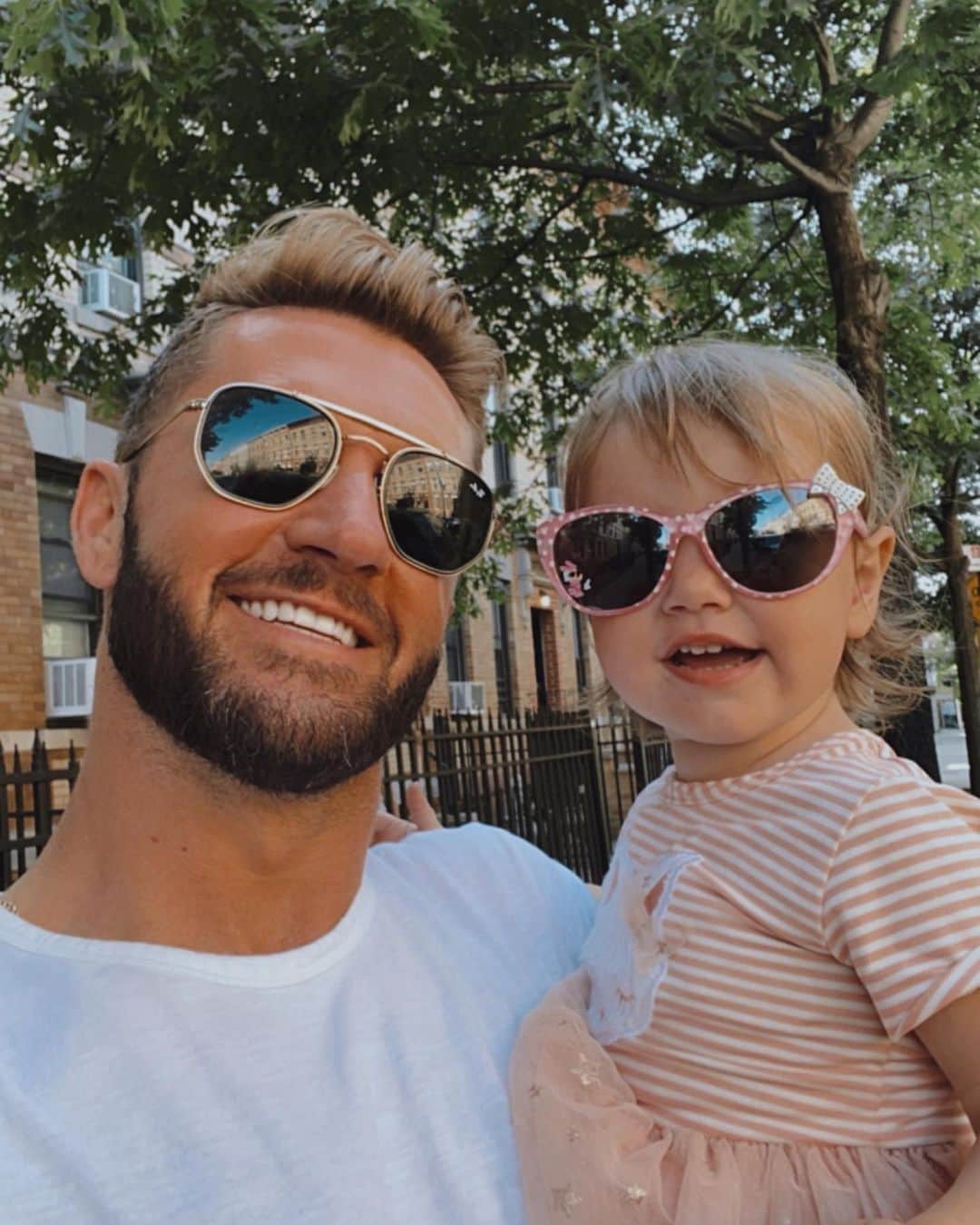 トラビス・ウォールのインスタグラム：「I haven’t seen my niece Leia in person since the beginning of the pandemic! Today was a really really good one!」