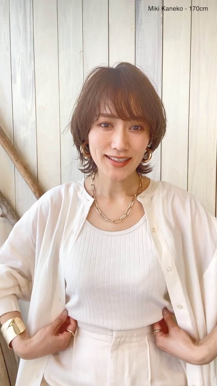 のインスタグラム：「ナノ・ユニバース @nanouniverse_official で人気の汗染み防止カットソーシリーズAntiSoaked から3点をご紹介してます♡  私が着ていたAntiSoakedのラインナップはこちら👇  https://store.nanouniverse.jp/feature/antisoaked/?utm_source=sns&utm_medium=igtv&utm_campaign=igtv_2105_mikiaoba  #nanouniverse #ナノユニバース#pr   ーーーーーーーーーーーーーーーーー  #ママコーデ#ママファッション#アラフォー#アラフォーママ#アラフォーコーデ#アラフォーファッション#高身長#高身長女子#高身長コーデ#170cm#170cmコーデ#骨格ナチュラル#骨格ナチュラルコーデ」