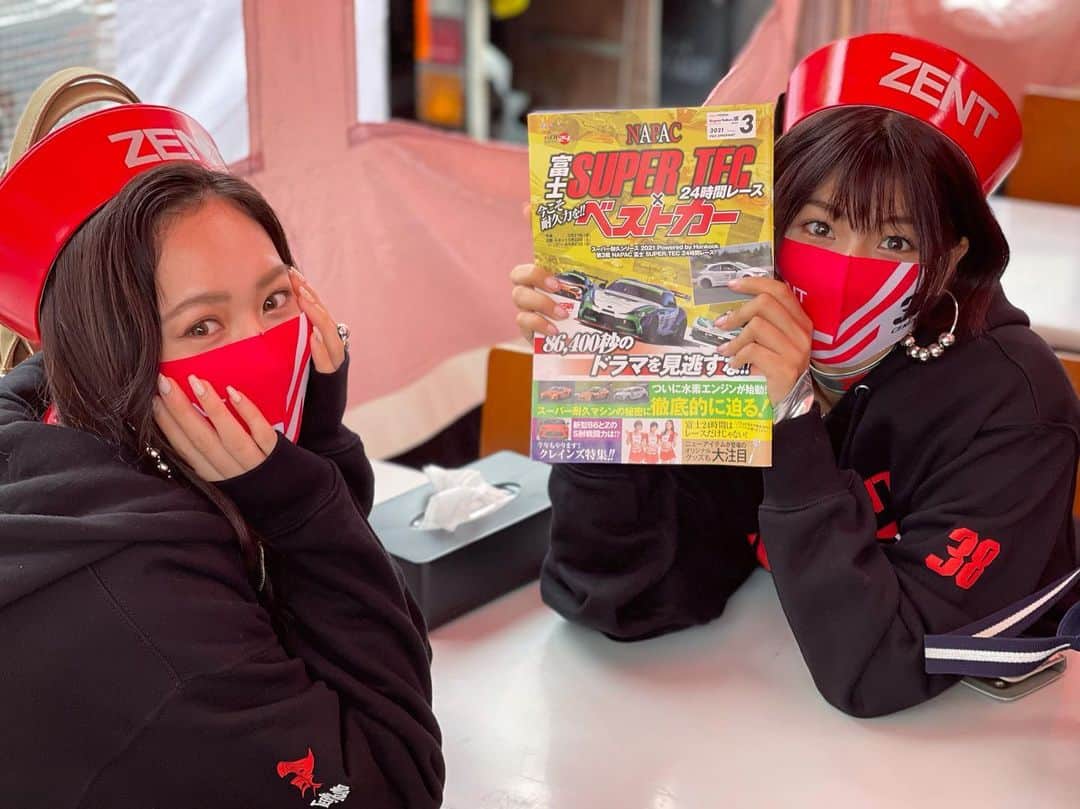 藤井マリーさんのインスタグラム写真 - (藤井マリーInstagram)「#ZENTsweeties2021 🏁  5/21-23 に開催されています #スーパー耐久 第3戦 富士24時間レースになんとZENTsweeties史上初の応援に来ました♡  ST-X クラス 33号車Audi Team Hitotsuyama の応援よろしくお願いします！  #S耐 #富士24時間  #SUPERGT  #supergt2021 #ZENT #zentsweeties #TOYOTA #toyotagazooracing #grsupra #CERUMO #モータースポーツ #モータースポーツ好きな人と繋がりたい #勝利の女神 #車 #ニーハイブーツ   定期プロフィール🥀  #くびれ 55cm #おしり 1m #砂時計くびれ  #レースクイーン #グラビアアイドル #talent #mixgirl  #骨格ストレート #トレーニング女子 #ボクシング女子 元 #美容部員 #ショートカット」5月22日 17時12分 - fujimary_6
