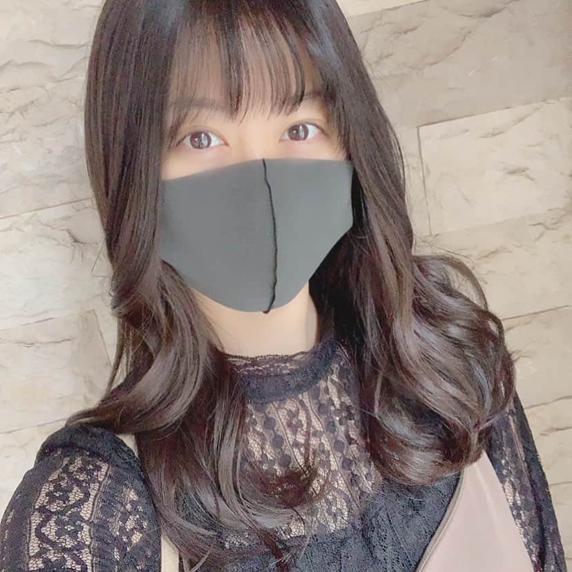 上西恵さんのインスタグラム写真 - (上西恵Instagram)「視界良好！！ ⠀ 横髪？も10センチくらい切って スッキリサラサラツヤツヤです！ ⠀ Akemiさん、ありがとうございました🥰 ⠀」5月22日 17時34分 - jonishi_kei