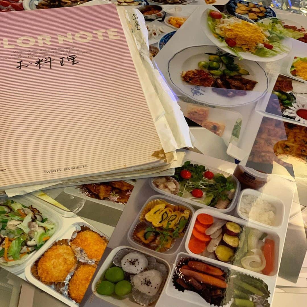 西川史子さんのインスタグラム写真 - (西川史子Instagram)「母からの定期便です😊 一緒に今までのレシピも貰いました。 作れないけど💦 丁寧に育ててもらいました」5月22日 20時26分 - dr.ayako_nishikawa