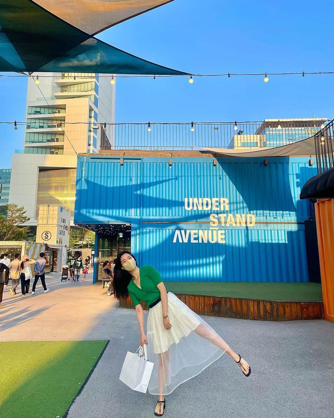 イ・ダインのインスタグラム：「🌼신나는 하루🌼」