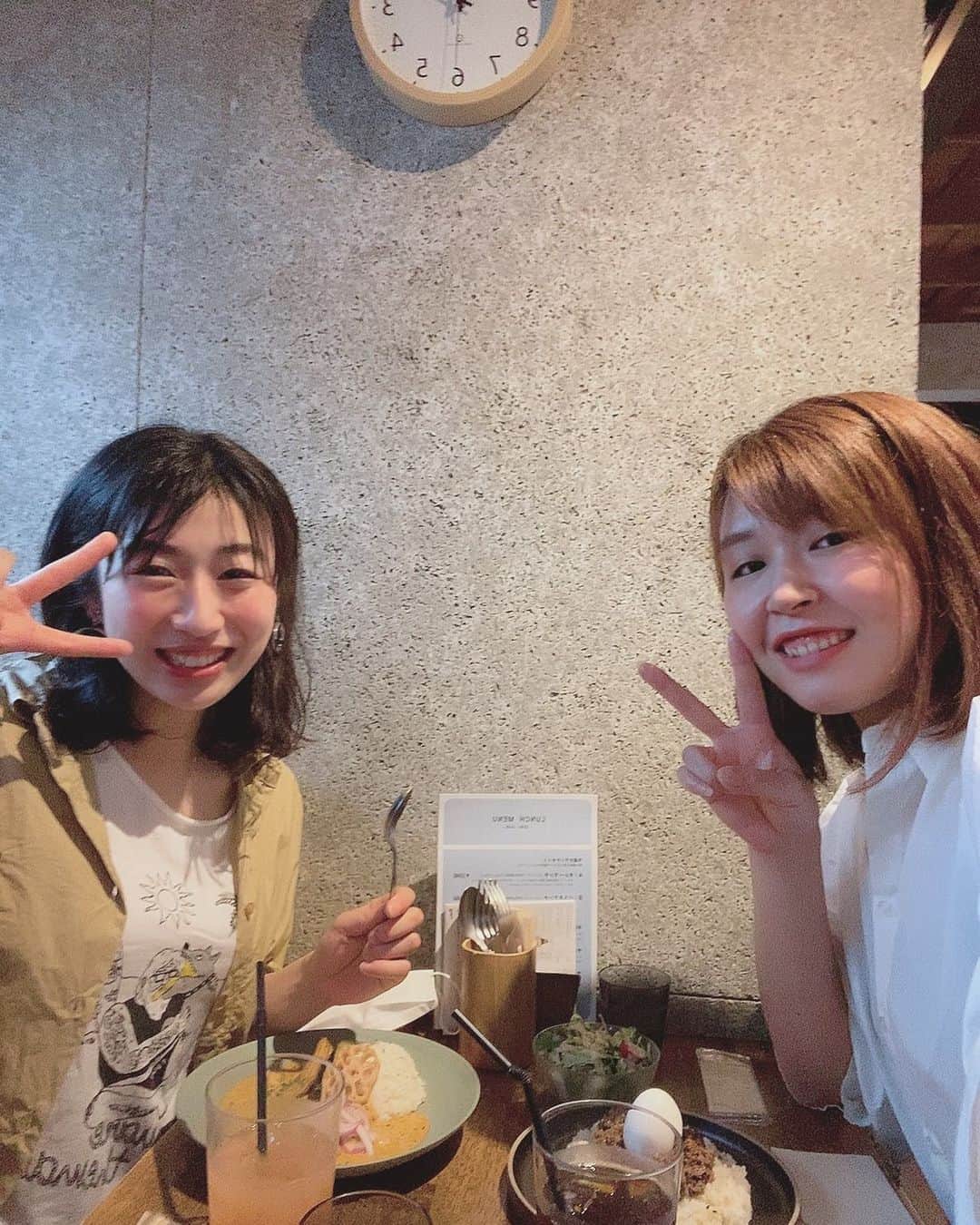 佐川奈美のインスタグラム：「久しぶりに会いました。 最高の同期を持ちました！ #ゆな #みず #次は3人で会いたいね👍」