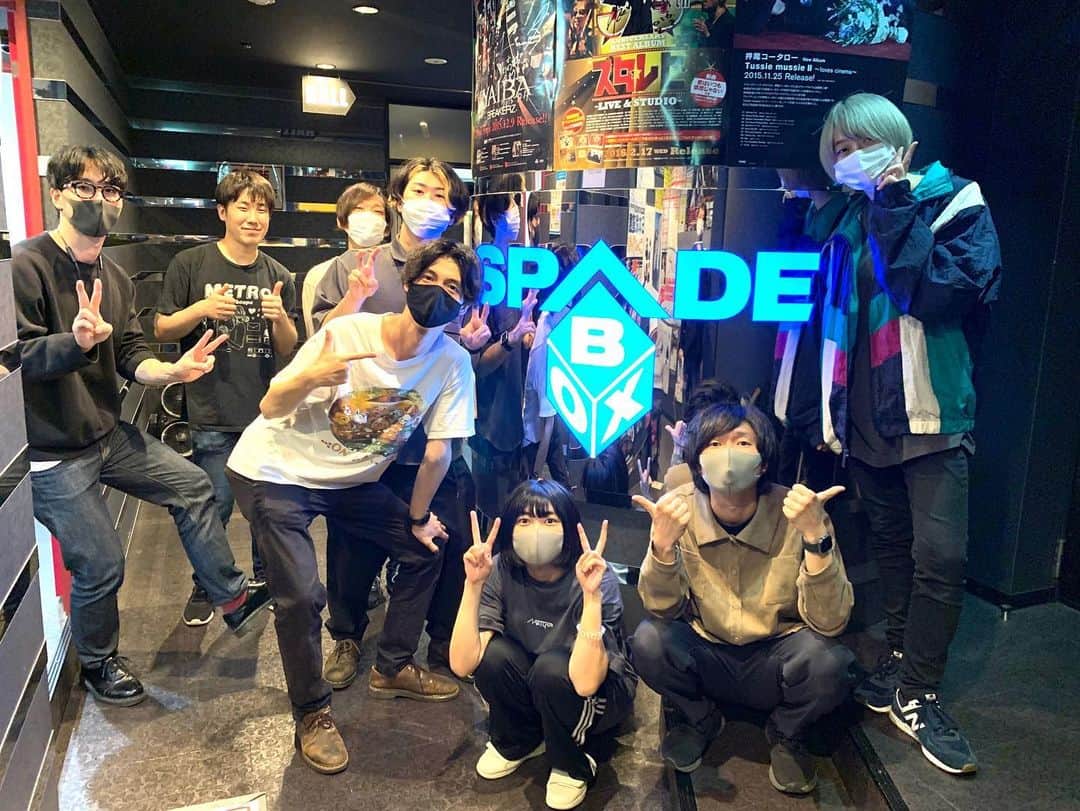 the shes goneのインスタグラム：「なきごと "黄昏STARSHIP Release Tour2021" 名古屋SPADE BOX ありがとうございました！  ツアー初日にとても"甘い記憶"になりました🍫  また是非✨ #黄昏ツアー #なきごと」