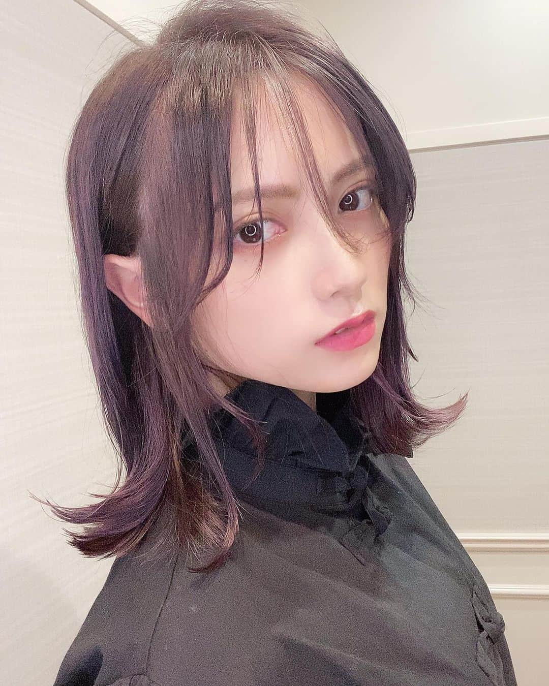 桃月なしこさんのインスタグラム写真 - (桃月なしこInstagram)「髪の毛バッサリ💇  #桃月なしこ #なしこたそ #loanaroppongi #ラベンダーピンク #ピンクラベンダー」5月22日 22時58分 - nashiko_cos