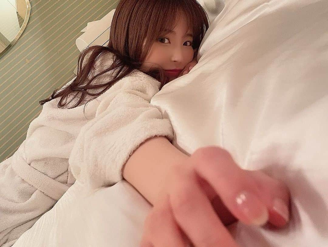 桃乃木かなさんのインスタグラム写真 - (桃乃木かなInstagram)「おやすみ〜😴」5月23日 0時16分 - kana_momonogi