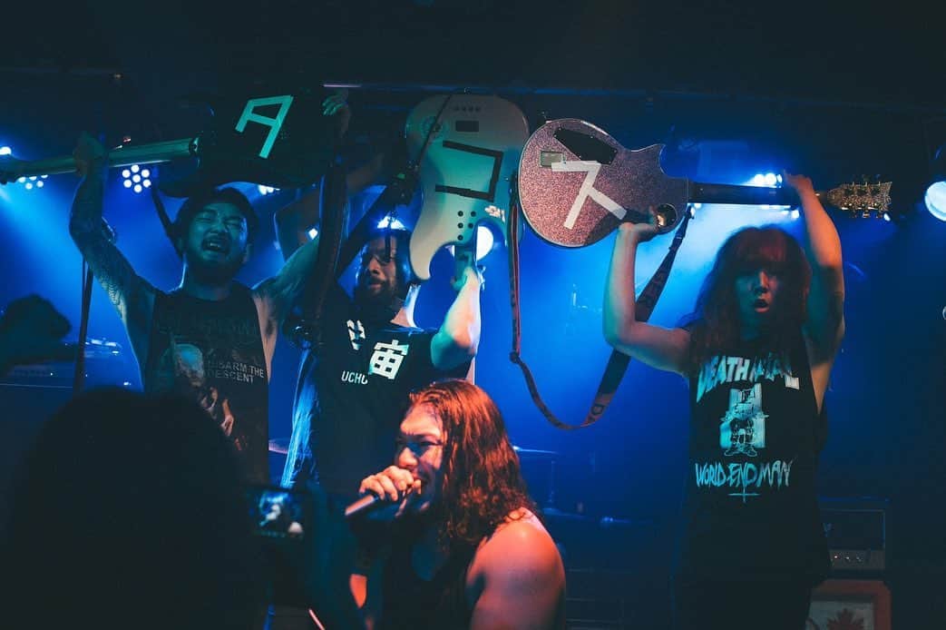Her Name In Bloodのインスタグラム：「HEAVY WEIGHT  TOUR EXTRA SHOW Remy's Koza, Okinawa.  📸 : @litchi_lp」