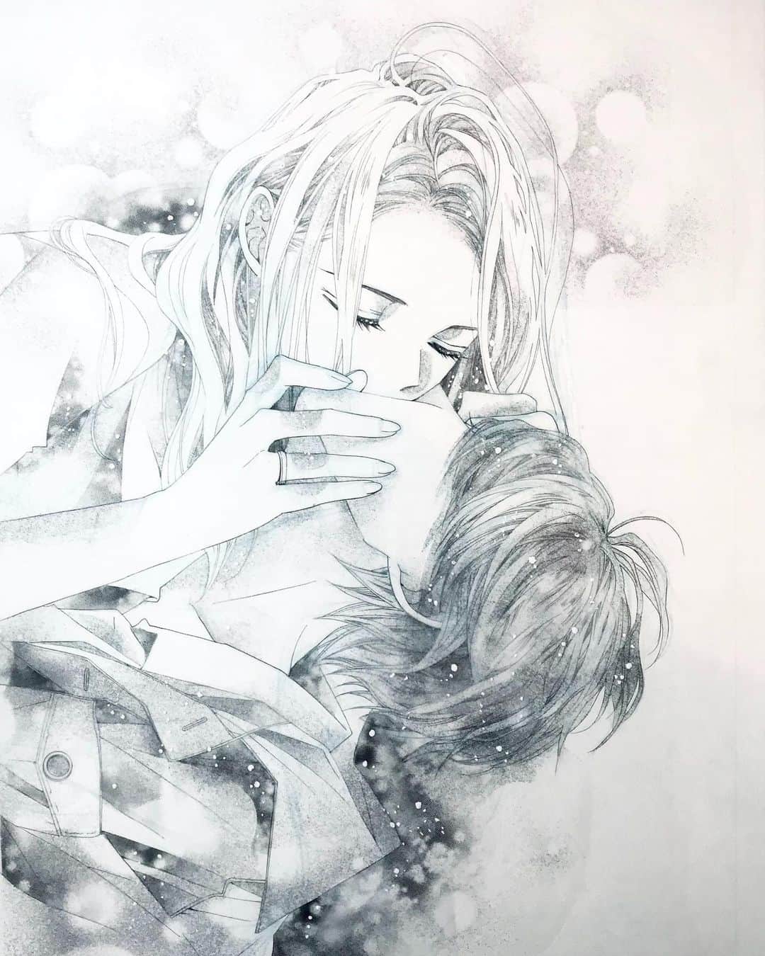 のインスタグラム：「このトーン好きだ〜  #キスの日 #はじこい #初めて恋をした日に読む話」