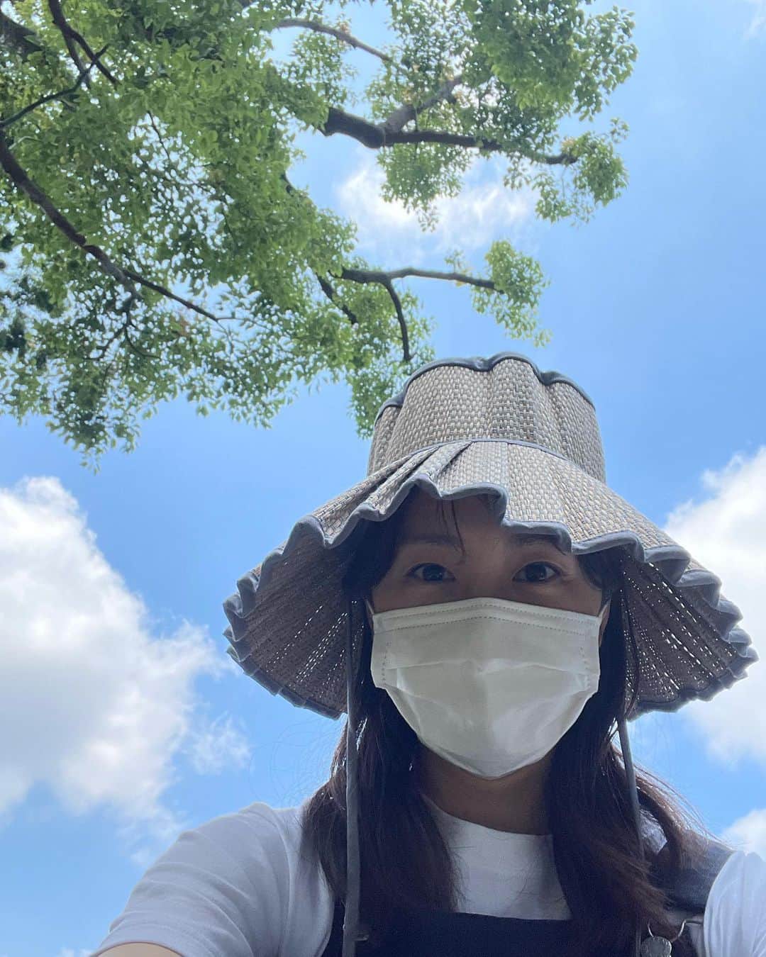 笛木優子のインスタグラム：「天気良すぎ〜💕 マスクがなければもっと良かったのに。。。😭」