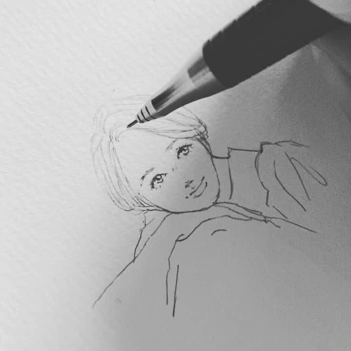 uta saitoのインスタグラム：「オリジナルアイコン お待たせしてます☺️  心を込めて描いてます 気にいるまで数回描き直すことも ざらでして…長く御時間いただいて 申し訳ありません😭  お申し込みいただいた 皆様、順番に描いてます  御時間いただきますが どうぞ、よろしくお願いします🙇‍♀️  #オリジナルアイコン #むーさんの足元で」