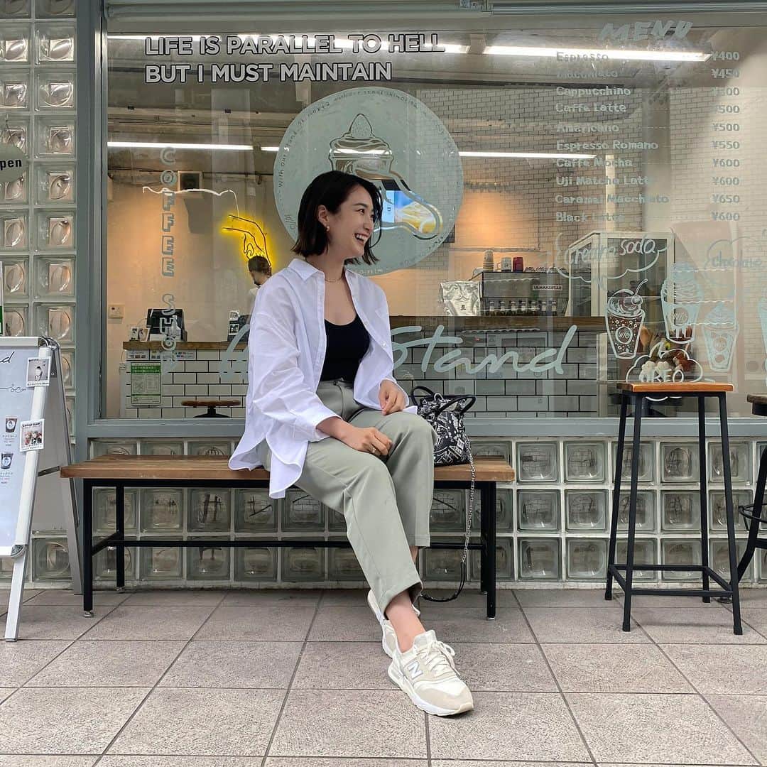 相原百花のインスタグラム：「. ✔︎white shirt code . . @gallardagalante の白シャツnew in💗 ゆったりビッグシルエットが最高🥺 . . 意外と白は持ってなかったから 万能さに感動してるっ✔︎✔︎ . . #白シャツコーデ#gallardagalante」