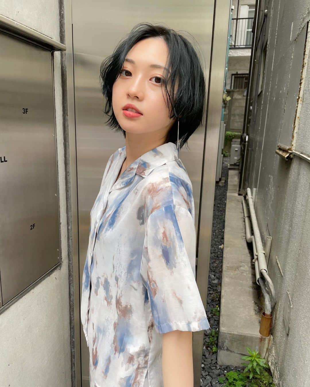 河原洋美さんのインスタグラム写真 - (河原洋美Instagram)「"ネイビーグレー🦕🦋🐳" #linkybyshima #hiromi_hair #プレミアムケアカラー」5月23日 21時17分 - cyorobinthkey