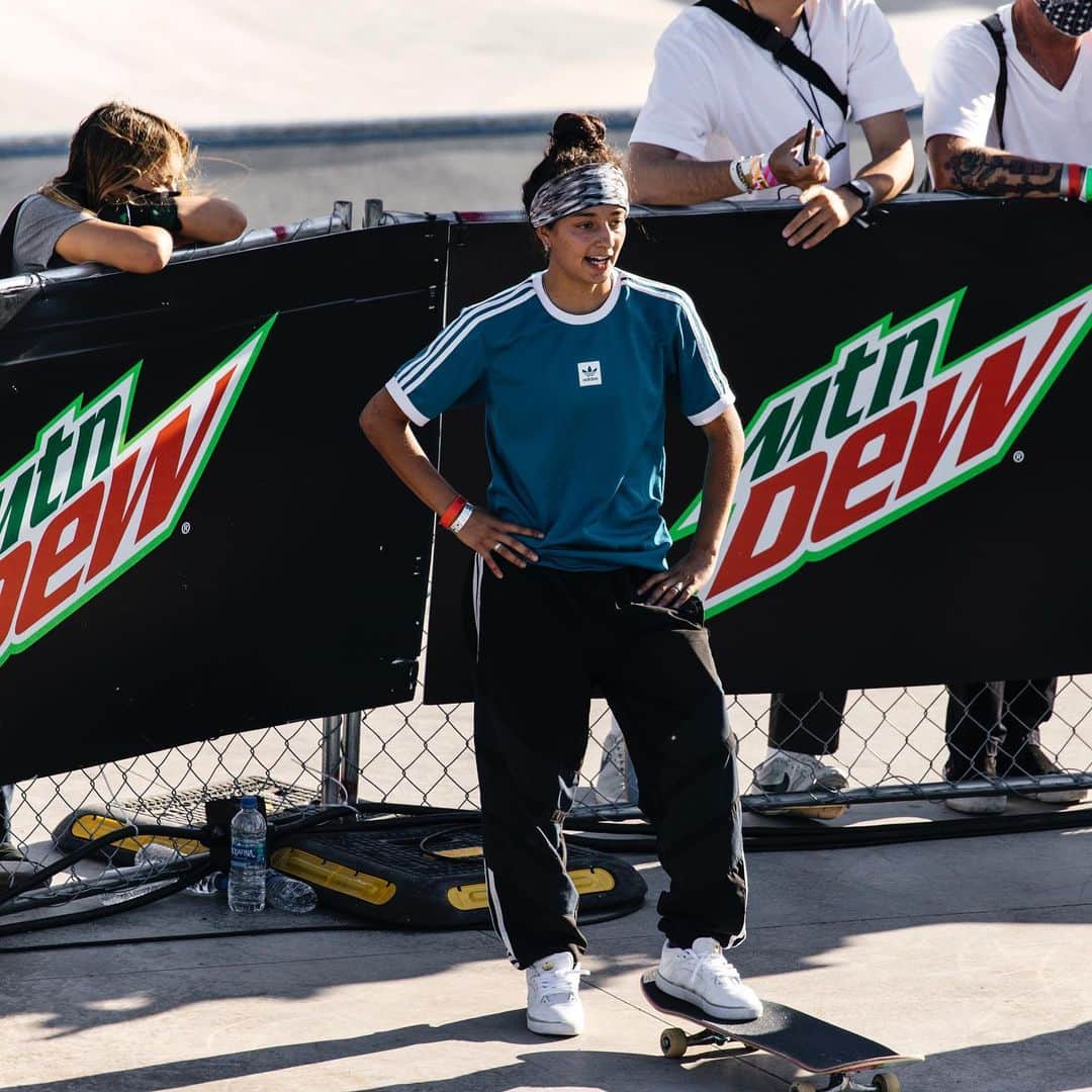 マライア・デュランのインスタグラム：「Feeling closer to the person I’m striving to be on this journey🛹Thank @mountaindew and @dewtour for all the support. 💚 Good luck to the finalist today! 👌Next stop .... Italy 🍿  📸: @samuelmcguire」