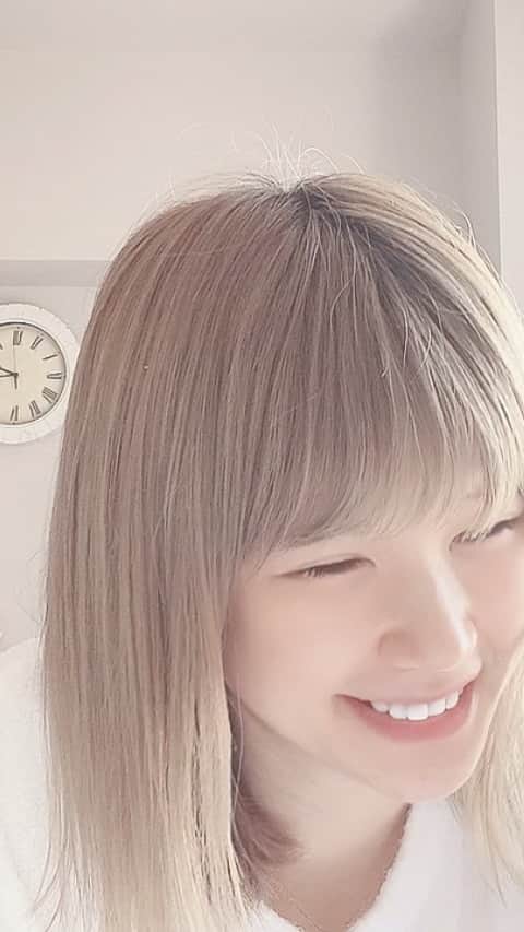 涼宮琴音のインスタグラム：「おやすみなさい(^^)」