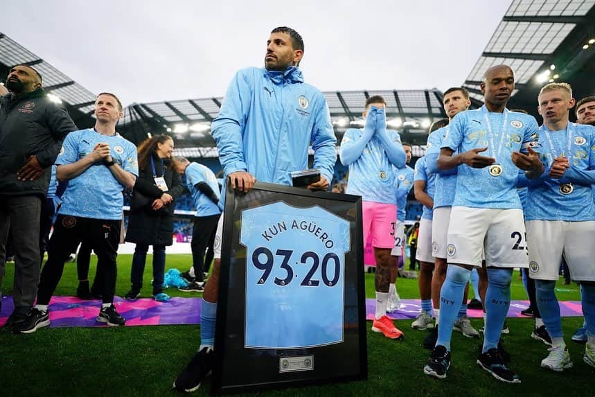 セルヒオ・アグエロさんのインスタグラム写真 - (セルヒオ・アグエロInstagram)「Eternamente Gracias Manchester City 💙🤟🏽」5月24日 6時02分 - kunaguero