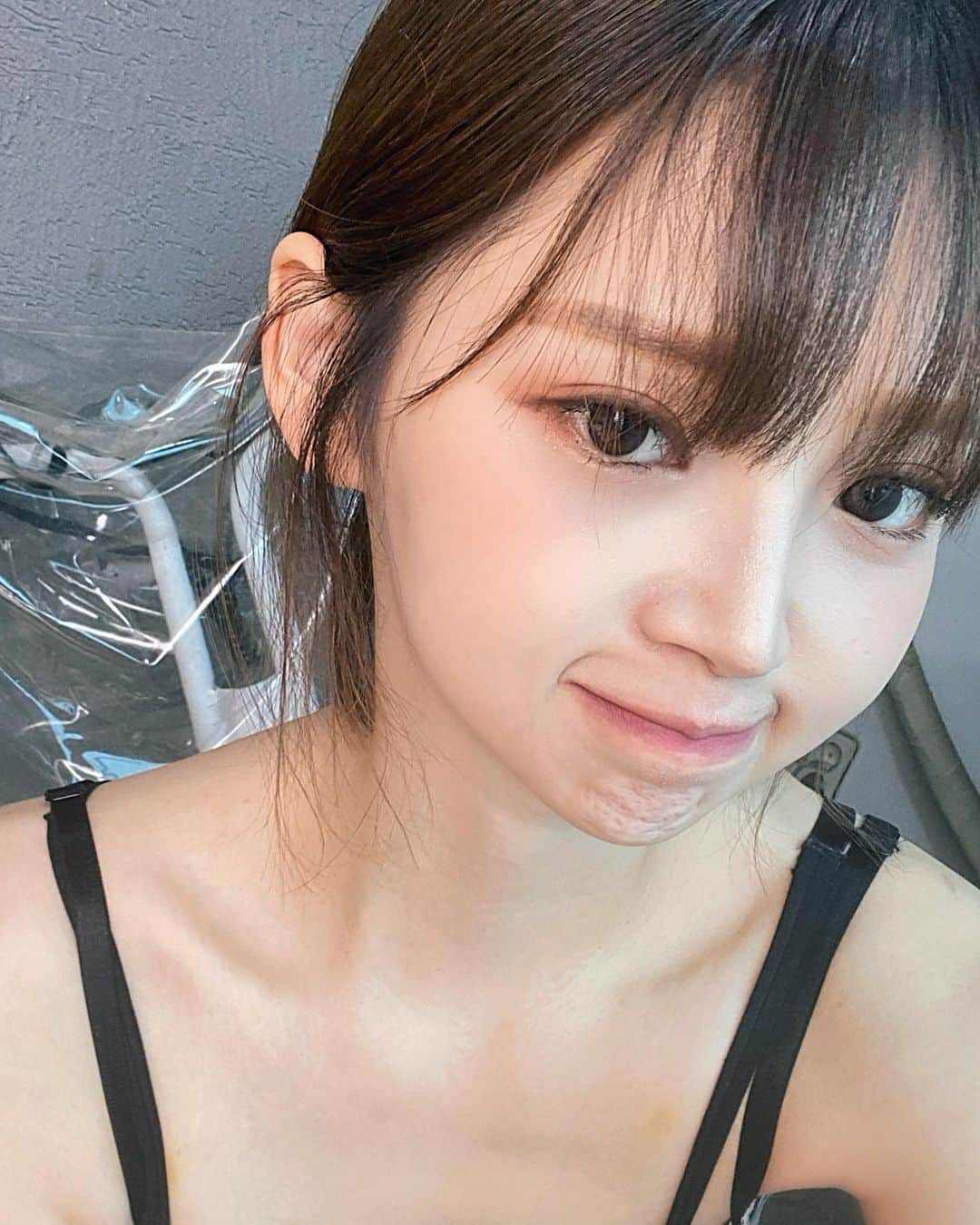 Yoonbitnaさんのインスタグラム写真 - (YoonbitnaInstagram)「😱 #selfie」5月24日 15時22分 - bitnnaya