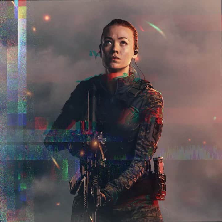 イヴォンヌ・ストラホフスキーのインスタグラム：「The human species is living on borrowed time @thetomorrowwar on @amazonprimevideo JULY 2 💥」