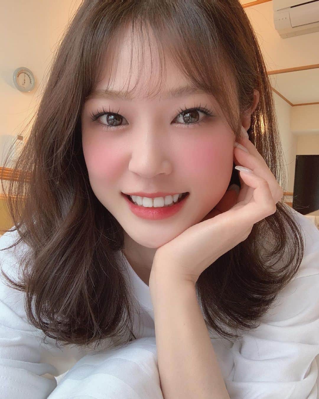 橘香恋のインスタグラム：「おはようございます❤︎﻿ ﻿ 前回の投稿に﻿ イイネとコメントありがとうございます☺﻿ ﻿ ﻿Twitterで好評だった写真です✨ ﻿ ﻿週末楽しみに仕事頑張ります✊🏻 ﻿ ﻿一緒に頑張りましょう😉 ﻿ ﻿ ﻿ ﻿ ﻿ ﻿ ﻿ ﻿ ﻿ ﻿」