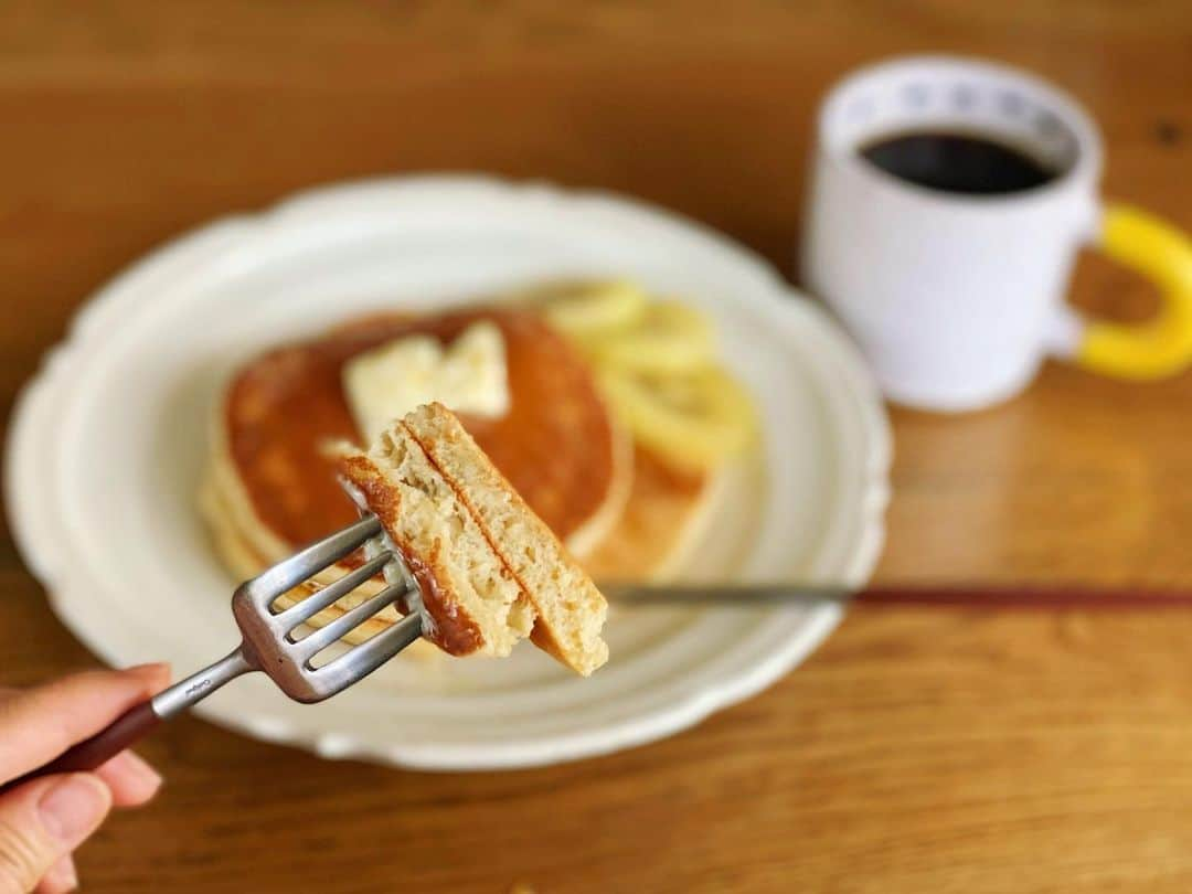 高山直子さんのインスタグラム写真 - (高山直子Instagram)「🥞 玄米粉のホットケーキ😋 香ばしくて甘さ控えめで最高だ🍴  #喫茶なおコロ #朝ごパン #しろくまちゃんのほっとけーき」5月25日 8時25分 - nao_70koro