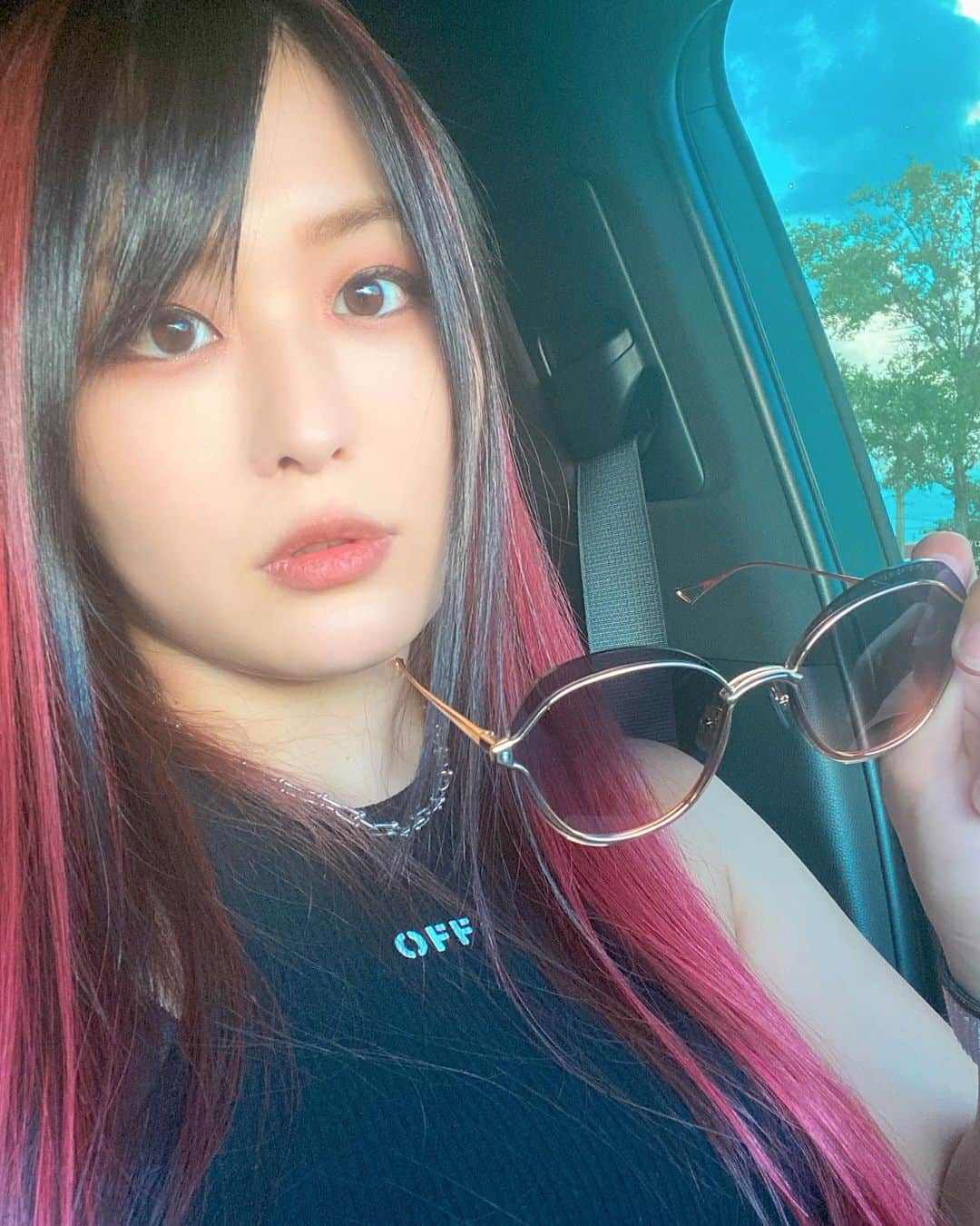 のインスタグラム：「Time off.☀️」