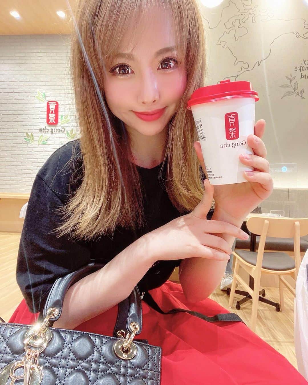 あやかさんのインスタグラム