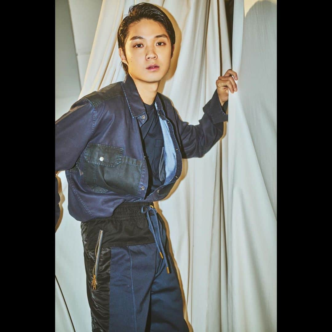 磯村勇斗さんのインスタグラム写真 - (磯村勇斗Instagram)「.  「DIESEL 2021  Pre A/W COLLECTION」   アザーカット  #smart7月号  #発売中 #diesel」5月25日 14時58分 - hayato_isomura