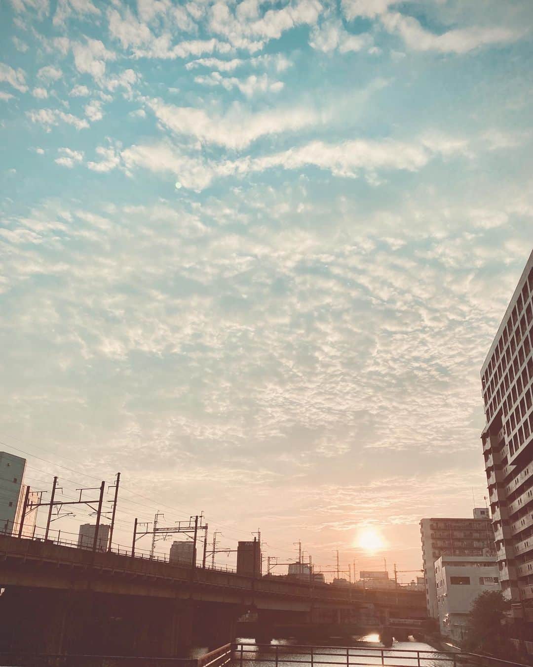 福田典子さんのインスタグラム写真 - (福田典子Instagram)「穏やかな天気。 今日もお疲れ様でした。」5月25日 18時45分 - norikofukuda212