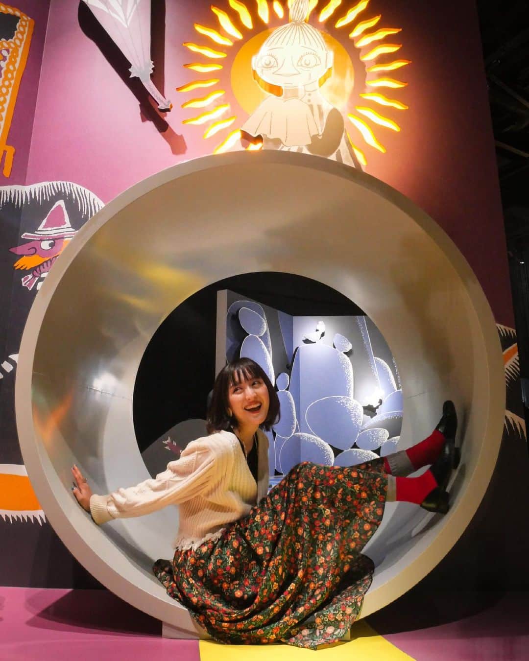 岩井七世のインスタグラム：「天てれ、ご視聴ありがとうございました。去年に引き続き電空物語、てれび戦士・紅緒の担任の先生でした。先生役にも少し慣れてきて、子供たちそれぞれ愛おしい。自分にこんな心が芽生えるとは思ってもみなかったので、ずいぶん大人になったものだと思います。  番組スタッフにも現場で再会できてうれしかった〜。大人になって天てれに帰ってこれるのは、本当にうれしいです。  #天てれ #Eテレ」