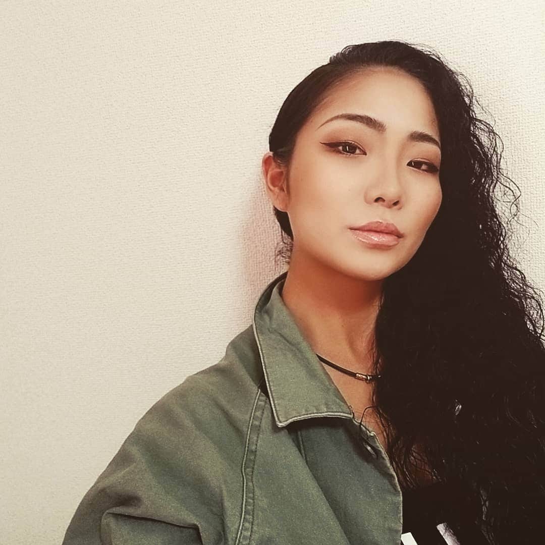 永吉令奈のインスタグラム：「言葉では表しきれないほど、人の温かさに包まれた幸せな1ヶ月を過ごしました✨  心から感謝です✨  4days left/ggkok」