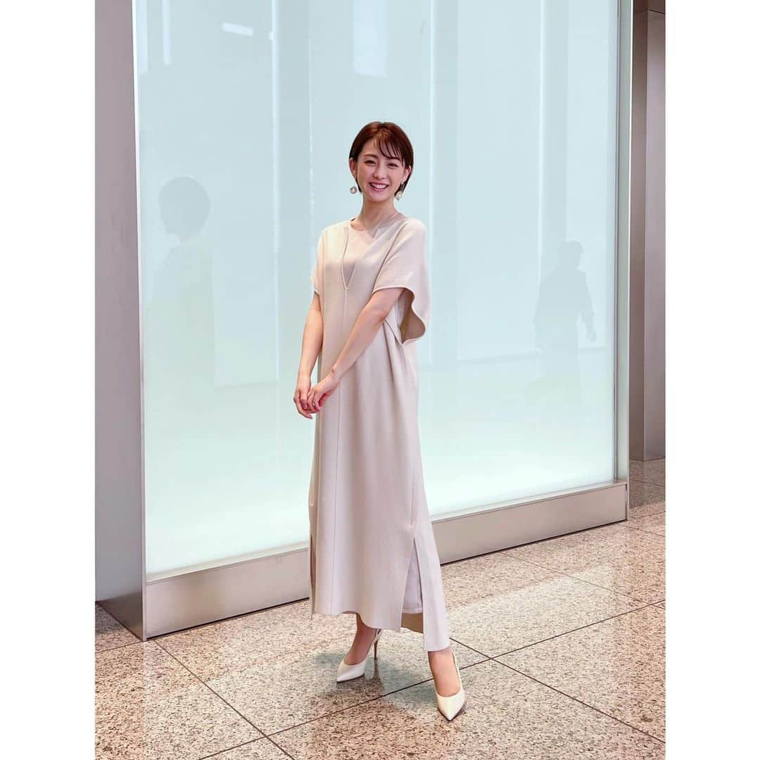 宮司愛海さんのインスタグラム写真 - (宮司愛海Instagram)「昨日の#潜在能力テスト の#衣装 最近は私服もこんな感じのゆるっとスタイルが多いです。 #ピアス もかわいかったな〜！」5月26日 15時54分 - manami_miyaji