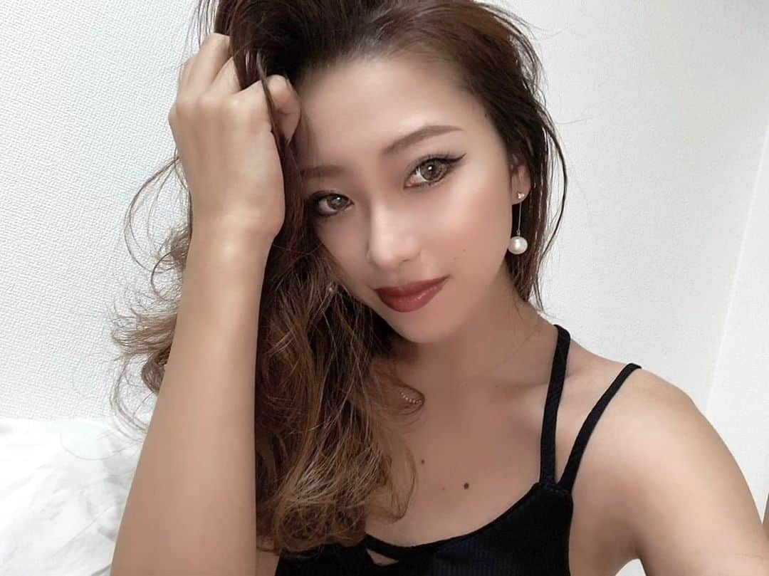 木田絵里香のインスタグラム：「. 天気がいい日が続いてハッピー🌱 . #make#makeup#selfie#hair#メイク」