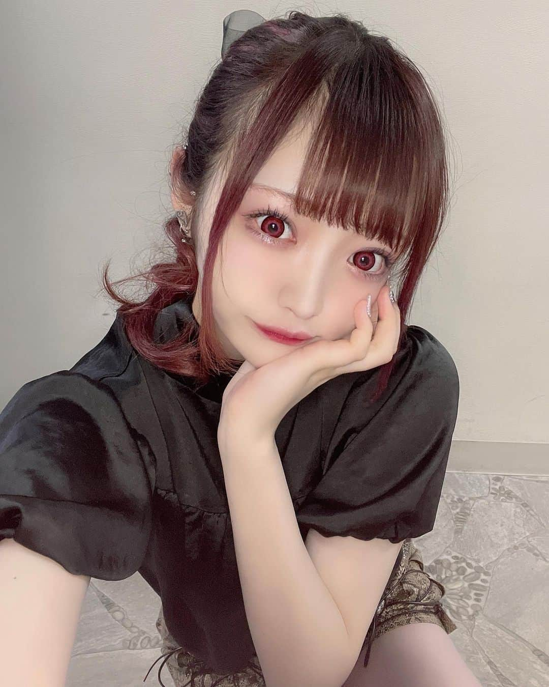 小林莉奈さんのインスタグラム写真 - (小林莉奈Instagram)「🥀♡」5月26日 22時23分 - rina_yoruami