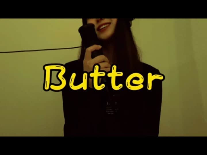 下北姫菜のインスタグラム：「・  𝗕𝘂𝘁𝘁𝗲𝗿 / 𝗕𝗧𝗦   #butter #bts #army #followｍe #me #singer #tagsforlikes #방탄소년단 #아미 #좋아요 #팔로우 #일본 #歌ってみた」