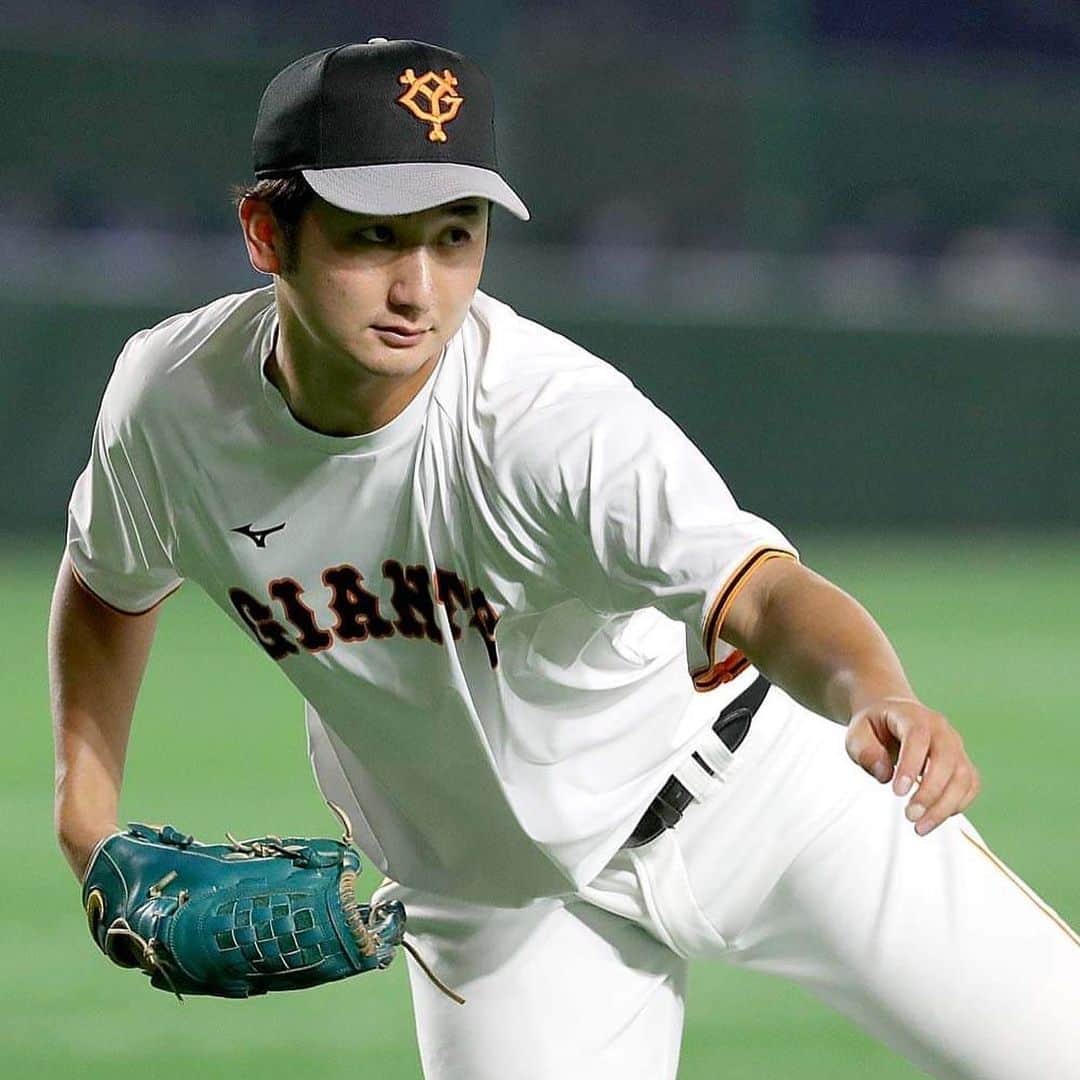 のインスタグラム：「#ともに強く #横川凱 投手 #岡本和真 選手 #大城卓三 選手 #若林晃弘 選手 #炭谷銀仁朗 選手 #丸佳浩 選手 #ウィーラー 選手 #松原聖弥 選手 #高梨雄平 投手 #原辰徳 監督 #巨人 #giants #ジャイアンツ #読売ジャイアンツ  #野球 #プロ野球 #東京 #tokyo  #交流戦 #セパ交流戦」