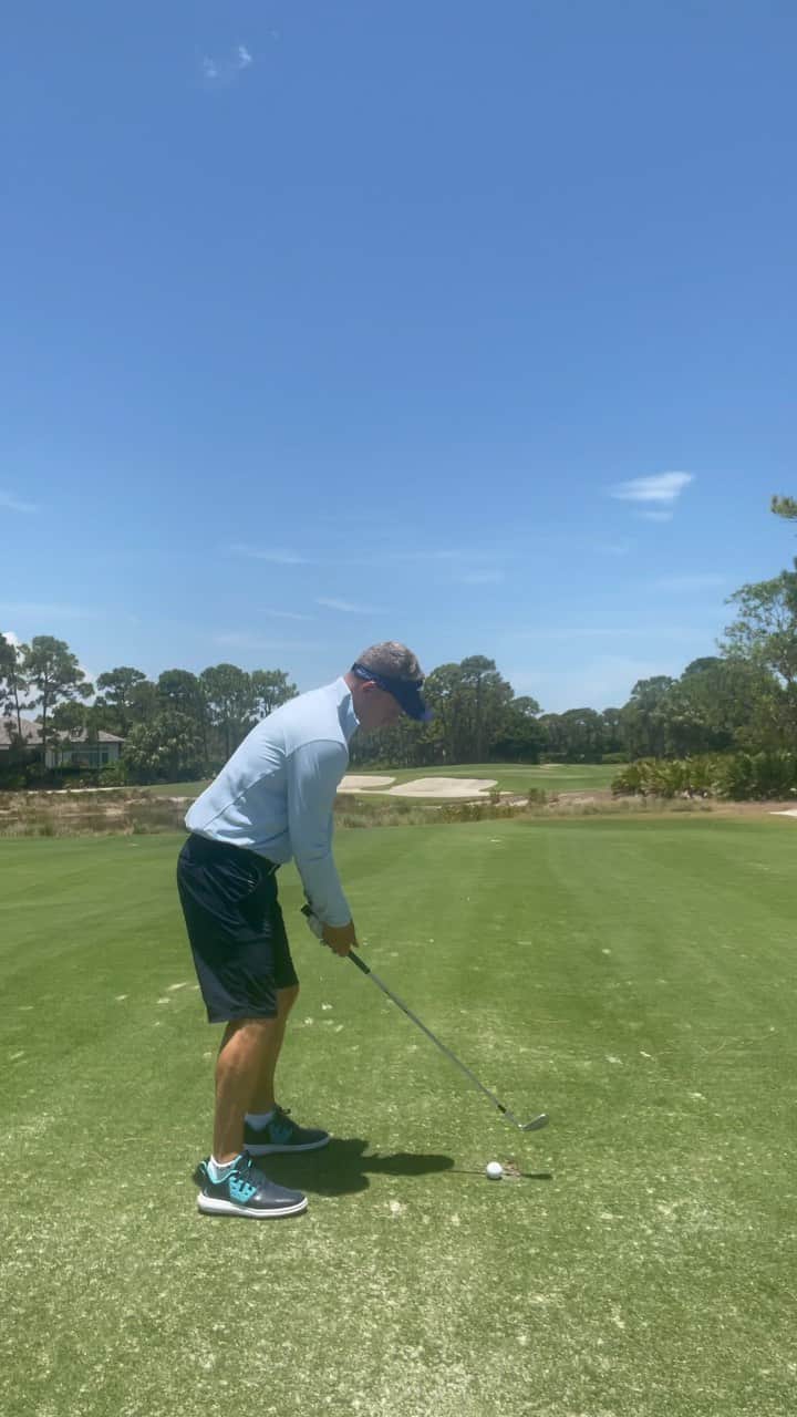 ルーク・ドナルドのインスタグラム：「Here’s an LD tip on mastering those low flighted spinning wedges. A couple of things to think about:  1) Shallow angle of attack, feeling wider coming down works for me.  2) Lots of speed coupled with body rotation - The distance of the shot is determined by the length of your swing, but you need to feel as much speed and body rotation as possible.   Tag a friend that hits those high floaters with zero spin! #LDTips #low #flighted #wedges #naasti #golf」