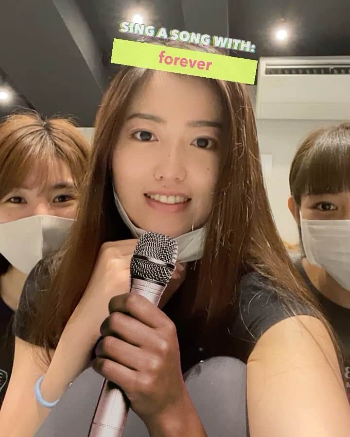 callmeのインスタグラム：「誰が先に歌えるかな選手権🤣」