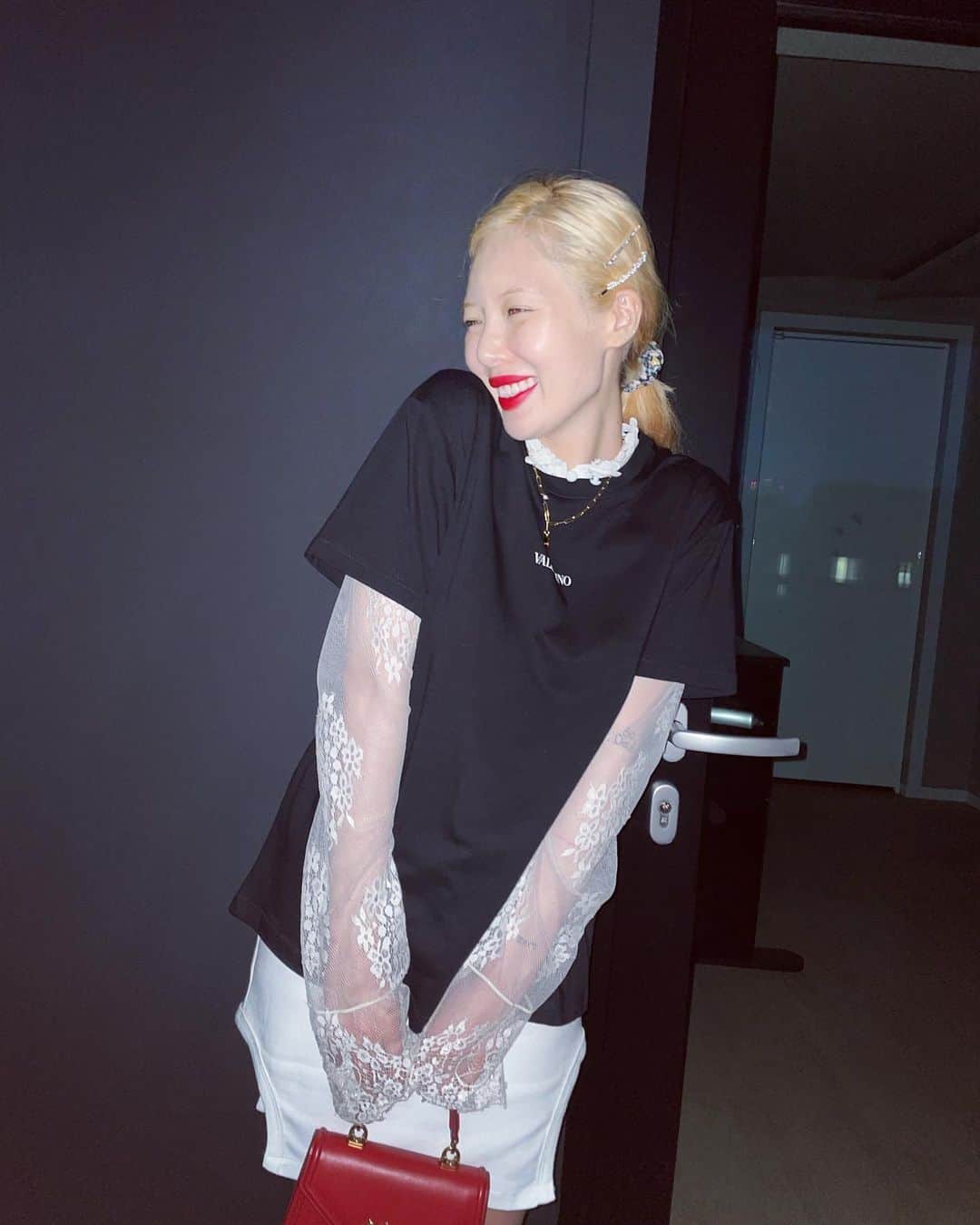 ヒョナ さんのインスタグラム写真 - (ヒョナ Instagram)「🐶🦊🤍」5月27日 21時24分 - hyunah_aa