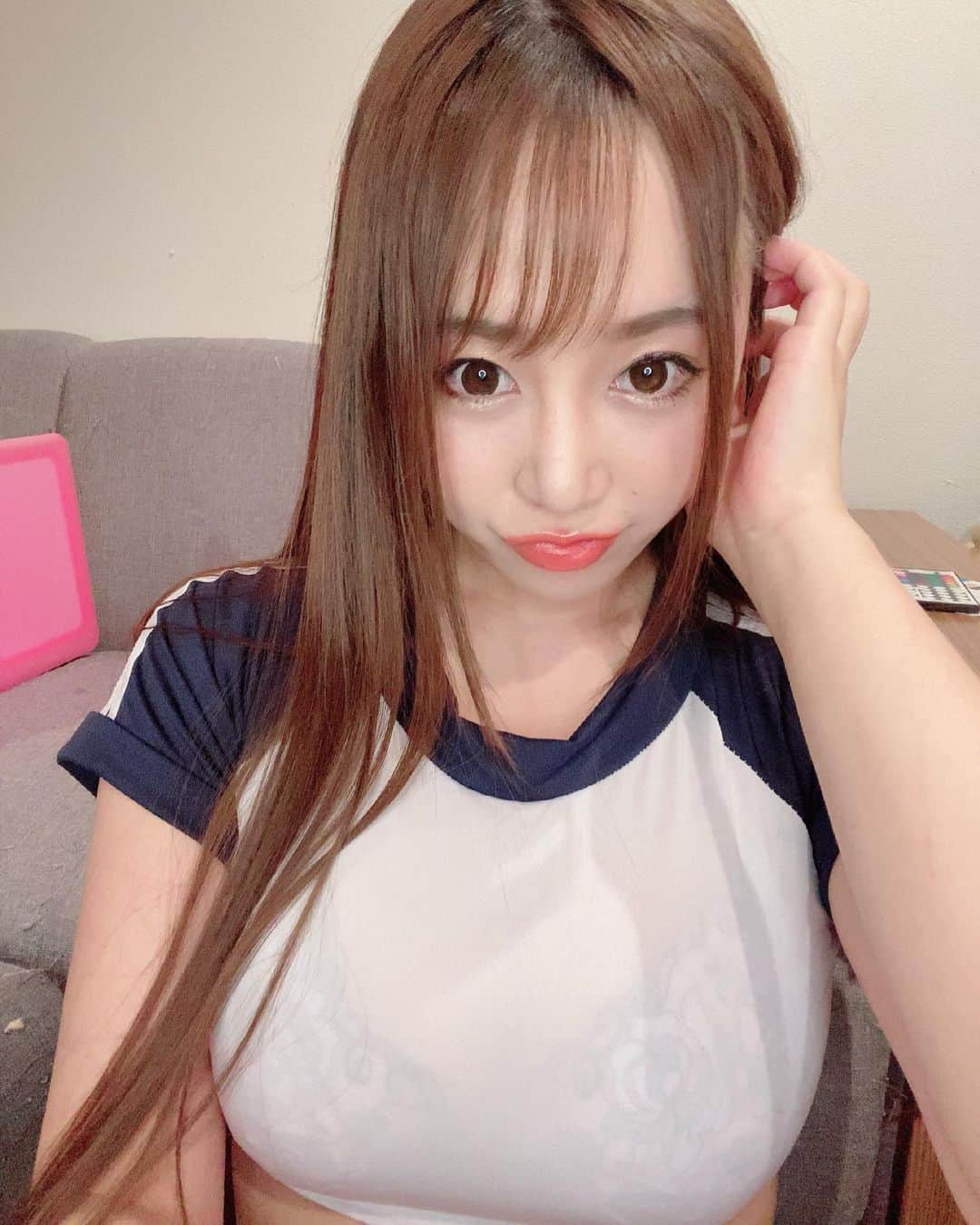 女子高生 透けブラ 愛場れいらさんのインスタグラム写真 - (愛場れいらInstagram)「透けてる☀️ ブルマで何か撮ろうかな😶？ . . .  #japanesegirl #asiangirls #透け #ブラジャー #下着 #lingerie #ユーチューブ #ティックトック  #インフルエンサー #sexywomen #kawaiigirl #ランジェリー ...