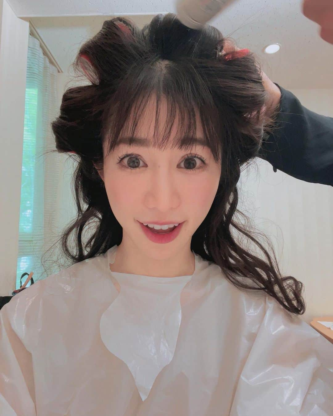 名越涼子さんのインスタグラム写真 - (名越涼子Instagram)「おっさかなくわえたドラ猫〜♫ お〜おっかけぇ〜て♪  #サザエでございます  草生えた( ◠‿◠ ) 一一一一一一一一一一一一 #サザエさん#メイク#イベント #MC#makeup#hairarrange  #笑#草#make#beauty #途中」5月28日 13時39分 - nagoshi_ryo