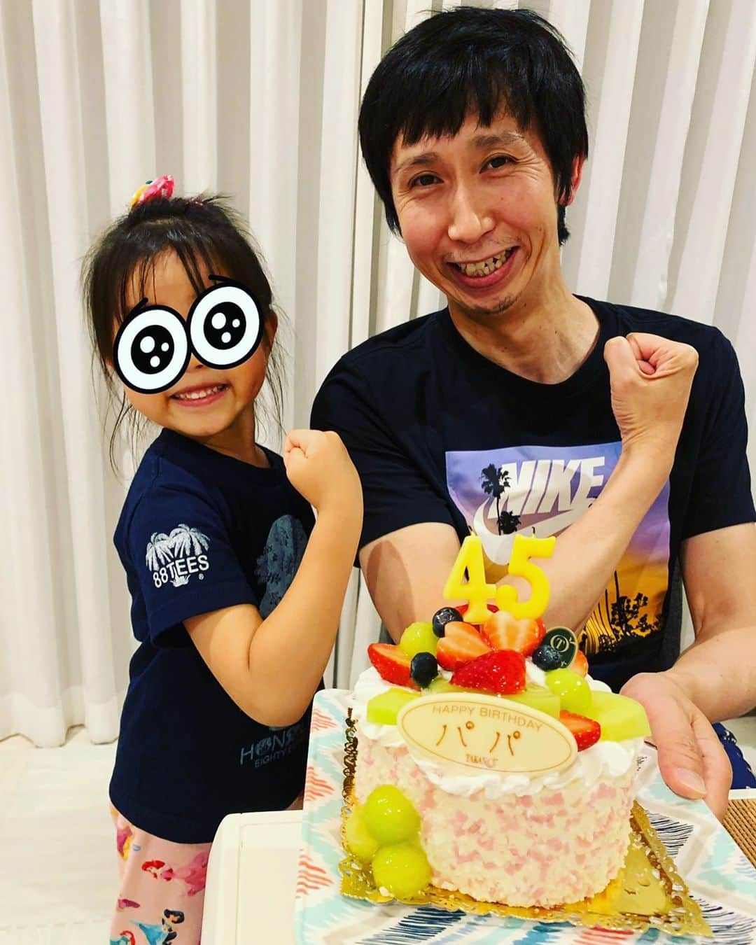 山根良顕さんのインスタグラム写真 - (山根良顕Instagram)「パワー💪 ありがとう💪 45歳です！ 40代からでも大きくなるのか挑戦中 #筋トレ#muscle #筋肉」5月28日 11時38分 - ungirls_yamane