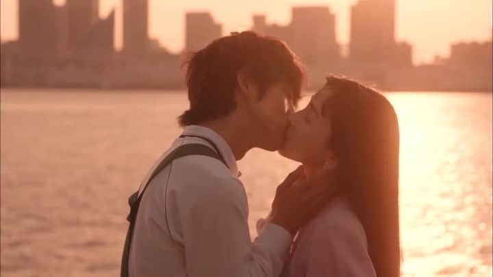あのときキスしておけばのインスタグラム：「#あのキス 最終回❗️﻿ ﻿ 奇跡の"愛"の物語、ついに完結。﻿ ﻿ なぜ死んだはずの彼女は﻿ おじさんの中に蘇ったのか…﻿ ﻿ あれが君との最後のキス？﻿ ﻿ ﻿ #あのときキスしておけば﻿ #6月18日金曜﻿ #最終回﻿ #松坂桃李﻿ #井浦新﻿ #麻生久美子」