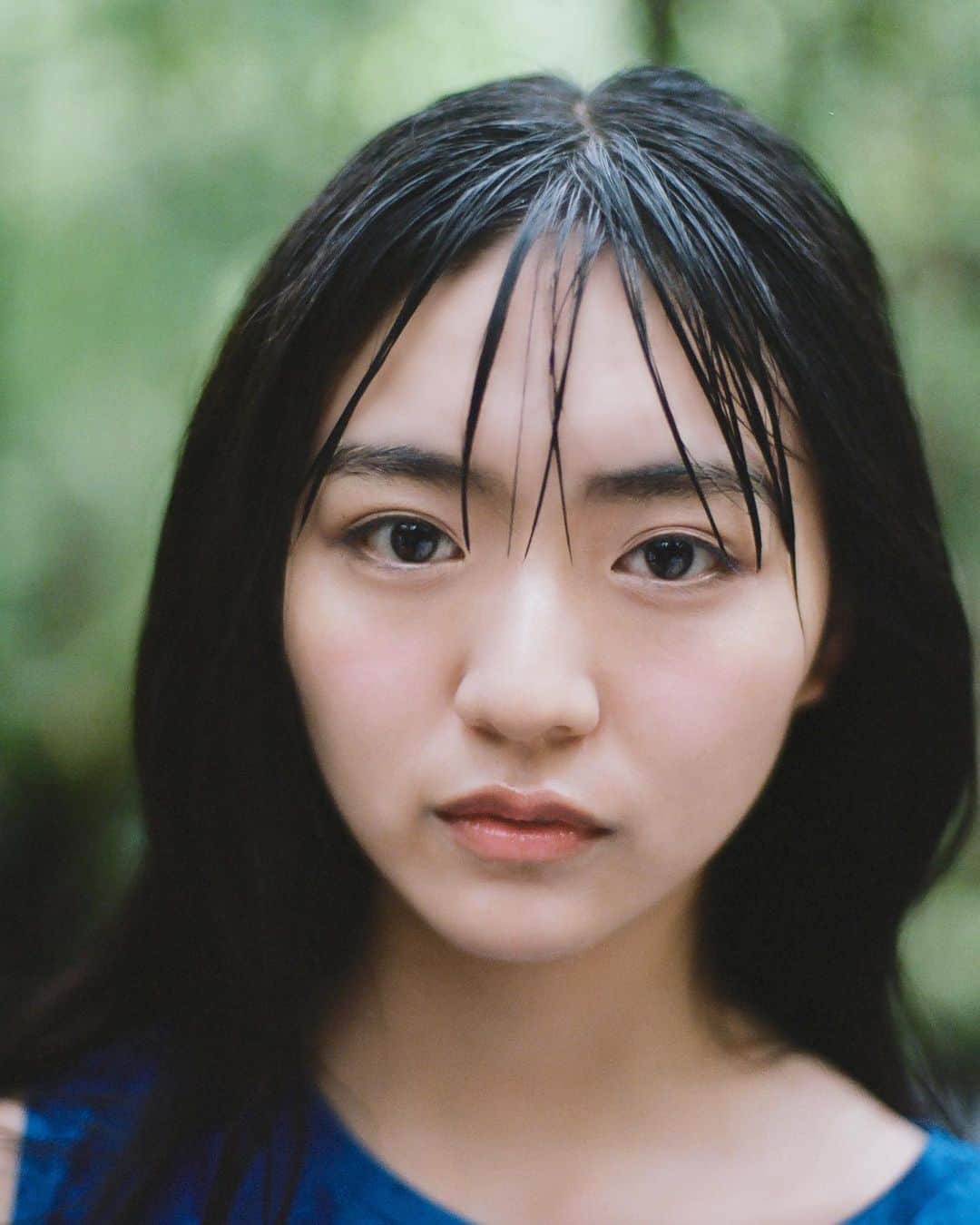 週刊少年マガジンのインスタグラム：「発売の中の #週刊少年マガジン 28号に #ミスマガ2019 グランプリの #豊田ルナ さんが登場！ 『 #ウルトラマントリガー』ヒロインに大抜擢！ おめでとうございます！   撮影 / 藤本和典 スタイリング / 田中あゆ美 ヘアメイク / 哘絵美子 デザイン / 坂上和也 ( banjo )」