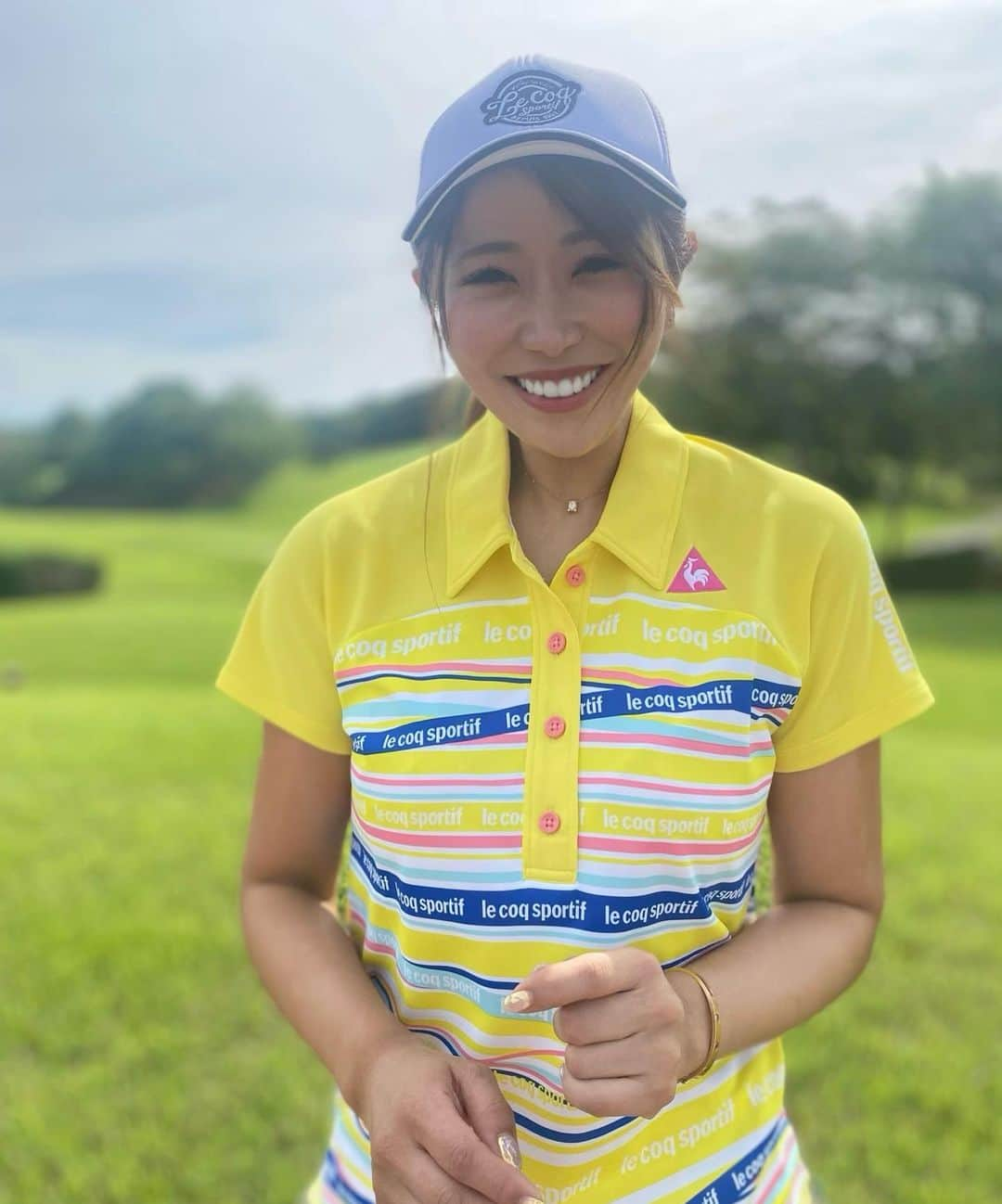 渡瀬茜さんのインスタグラム写真 - (渡瀬茜Instagram)「GTB CUP5月大会のゴルフウェアコーデは le coq sportif golf  @lecoqgolf_jp  『AIRLISH × SEA BREEZE』 SEA BREEZEの色鮮やかなボトルカラーを イメージした配色の爽やかなデザインのゴルフウェアで参戦しました🏌️‍♀️✨✨✨  セットアップをワンピース風にコーデ😊 着回しもバッチリできそう👍💓  #ゴルフ#ゴルフウェア#ゴルフウェアコーデ#ゴルフファッション#lecoqsportif #GTバーディーズ#seabreeze #コラボ#ゴルフ女子#ルコック#ルコックゴルフ#ルコック女子」5月28日 23時22分 - wataseakane1