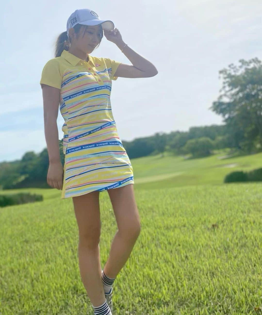 渡瀬茜さんのインスタグラム写真 - (渡瀬茜Instagram)「GTB CUP5月大会のゴルフウェアコーデは le coq sportif golf  @lecoqgolf_jp  『AIRLISH × SEA BREEZE』 SEA BREEZEの色鮮やかなボトルカラーを イメージした配色の爽やかなデザインのゴルフウェアで参戦しました🏌️‍♀️✨✨✨  セットアップをワンピース風にコーデ😊 着回しもバッチリできそう👍💓  #ゴルフ#ゴルフウェア#ゴルフウェアコーデ#ゴルフファッション#lecoqsportif #GTバーディーズ#seabreeze #コラボ#ゴルフ女子#ルコック#ルコックゴルフ#ルコック女子」5月28日 23時22分 - wataseakane1